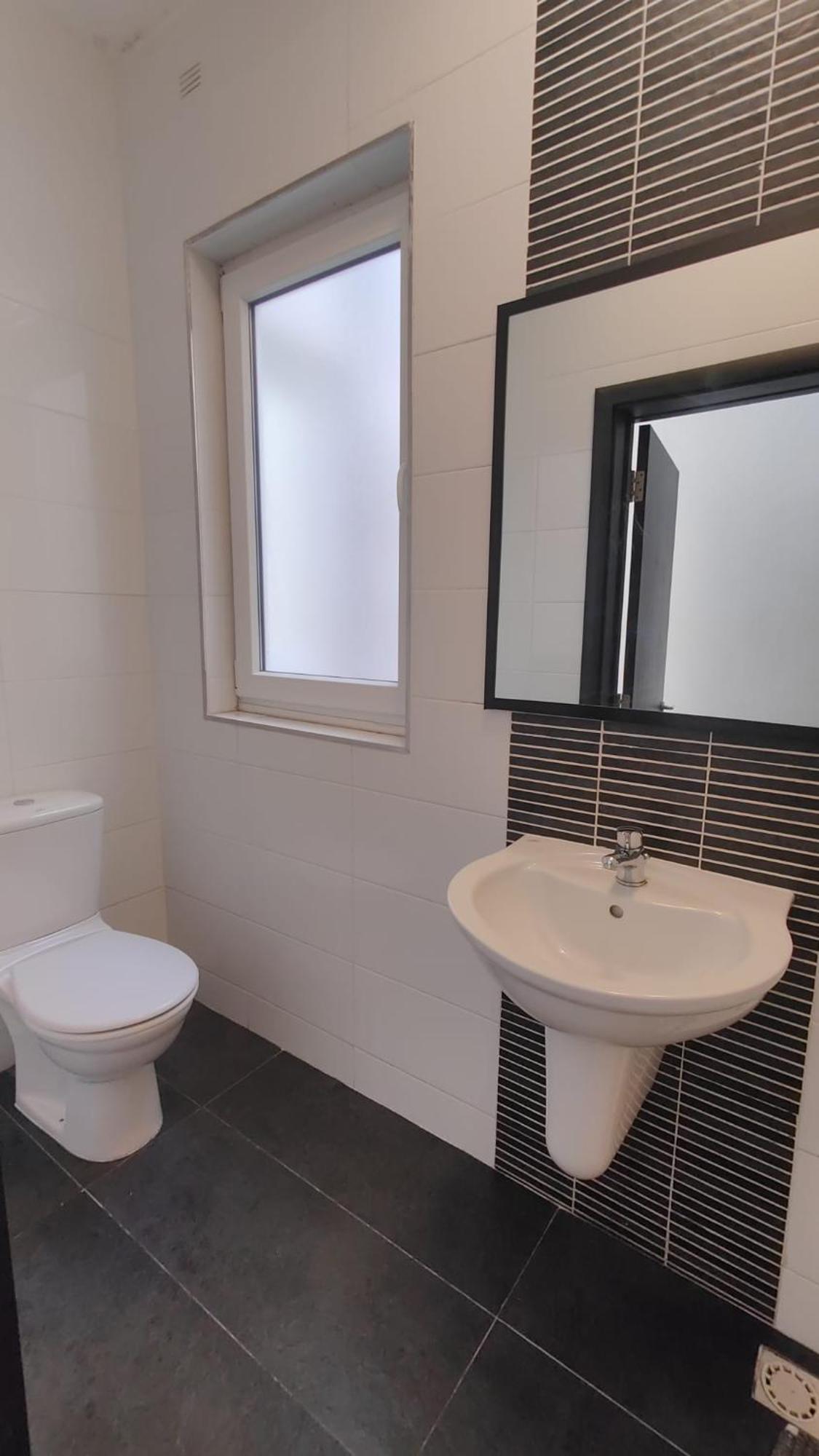 Well Located 2 Bedroom Flat In St.Julians San Ġiljan Kültér fotó